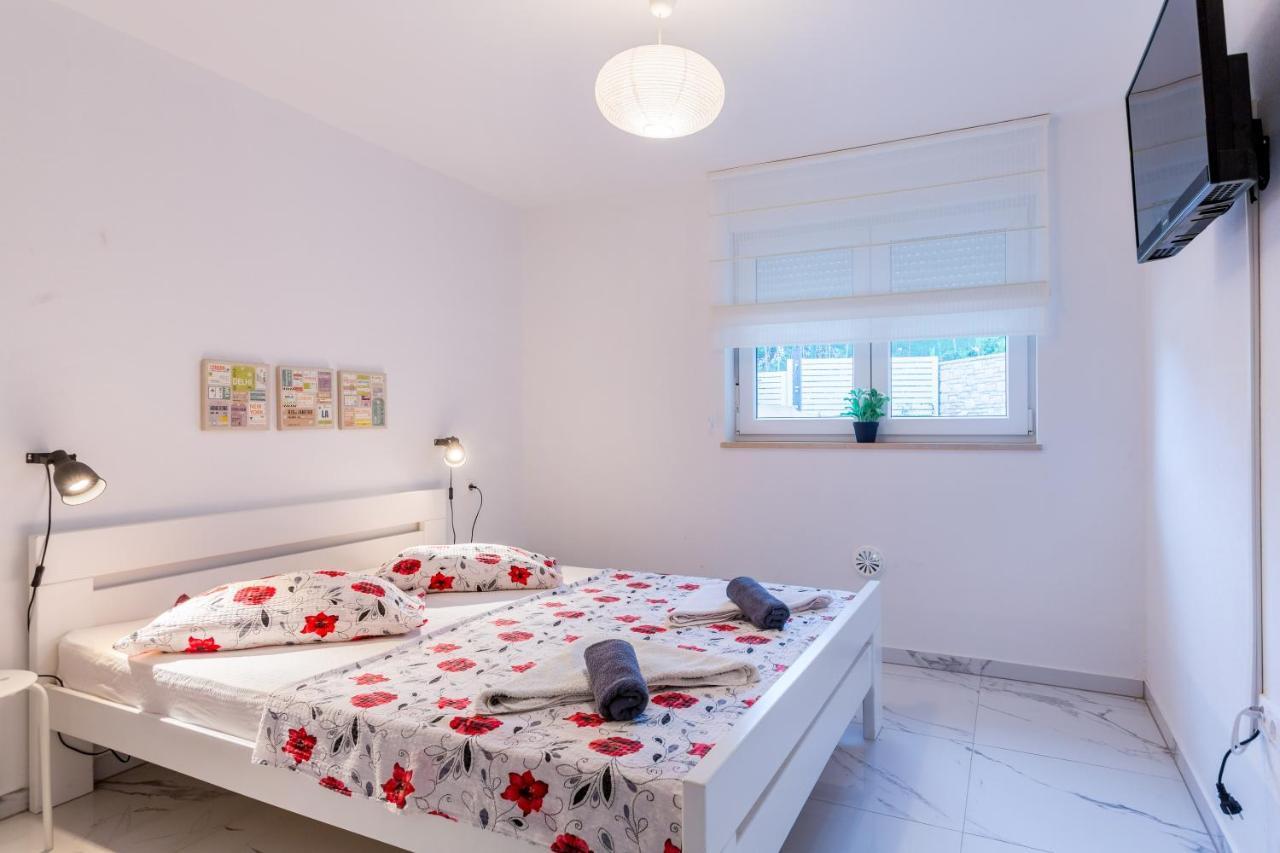 Jopo Apartment Медулин Екстериор снимка